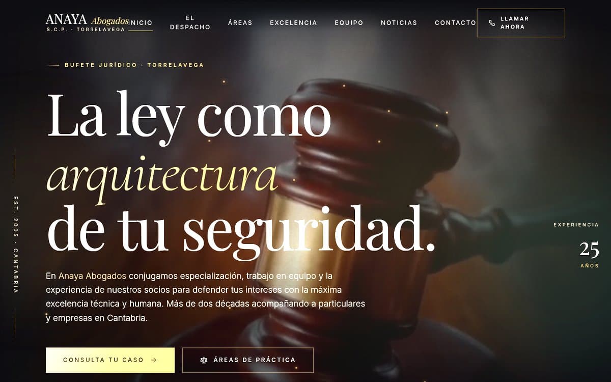 Web real publicada — Anaya Abogados